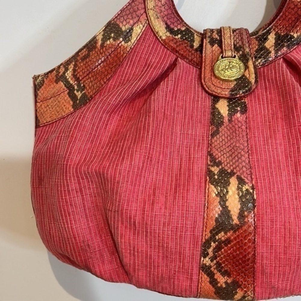 Brahmin hot pink woven purse with snake skin straps - Picture 2 of 5